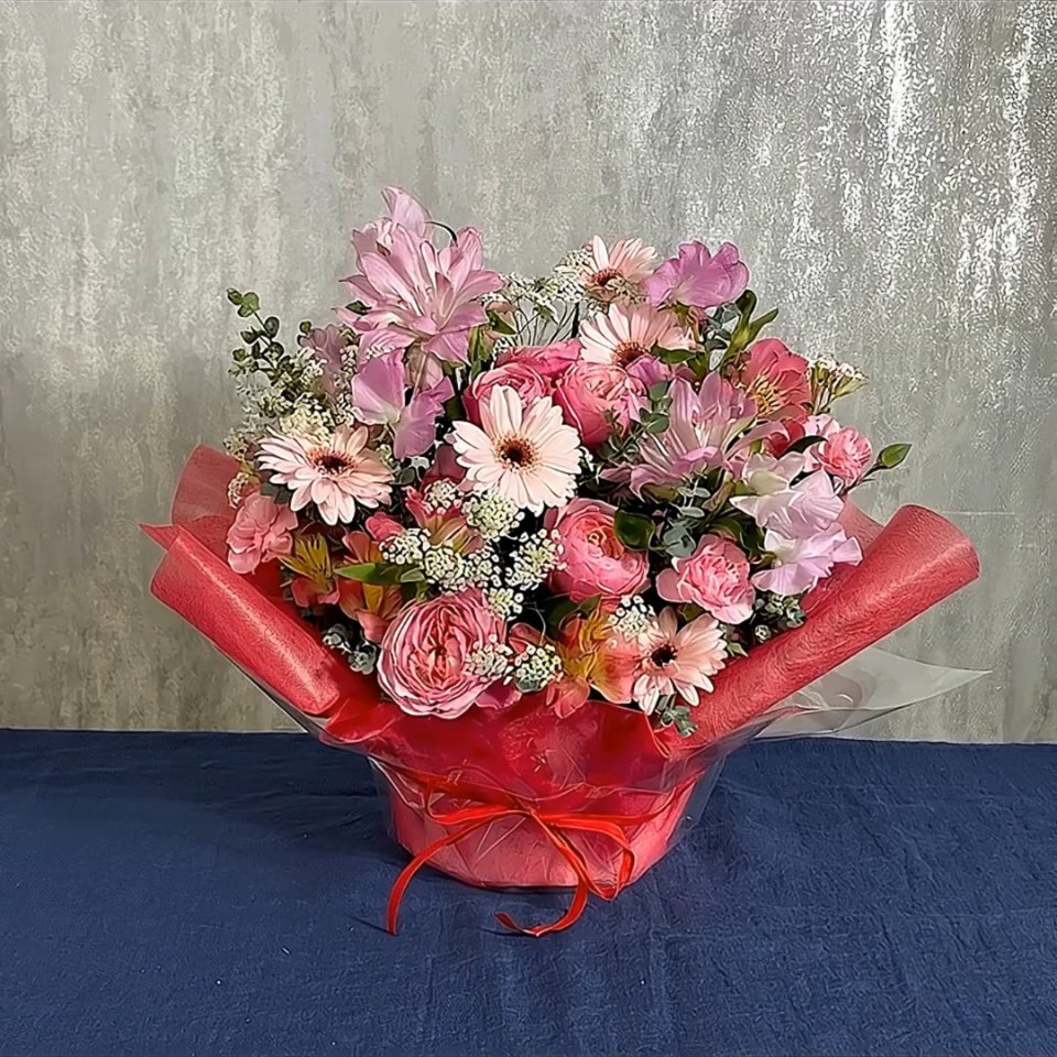季節の花のピンク系アレンジ｜広島花屋オンラインショップ花将